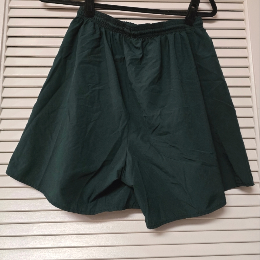 BOA - Green Lightweight Athletic 1.5" Split Trainer Shorts